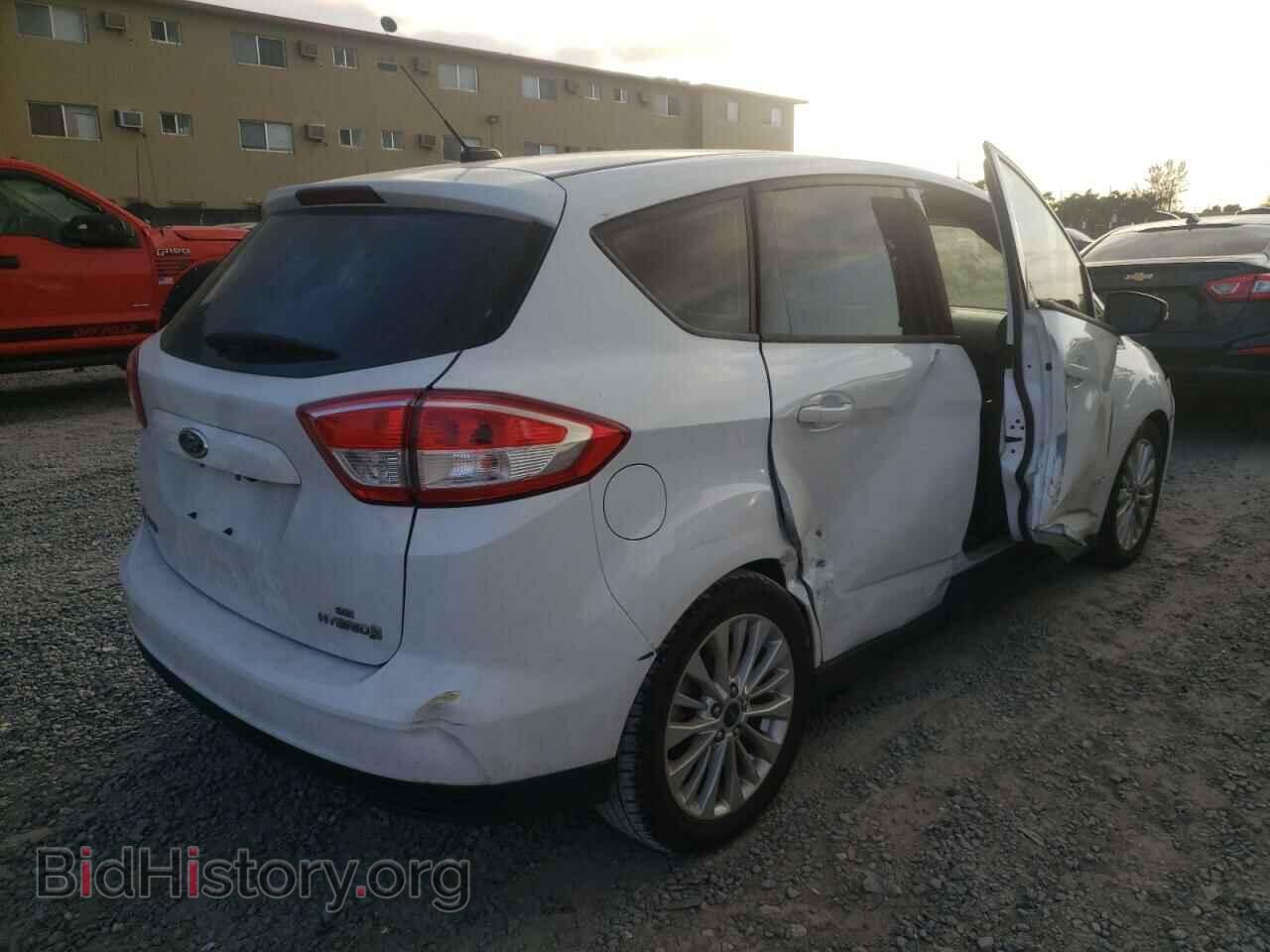 2017 FORD CMAX - VIN: 1FADP5AU5HL110652 - Фото 3