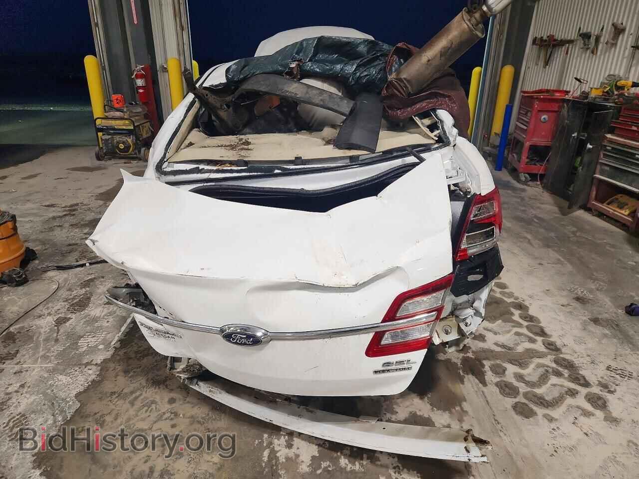 2017 Ford TAURUS (VIN 1FAHP2E88HG117164) — photo 6 of 14