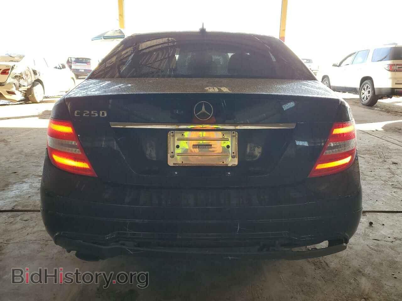 2012 MERCEDES-BENZ C-CLASS - VIN: WDDGF4HB7CA628197 - Фото 6