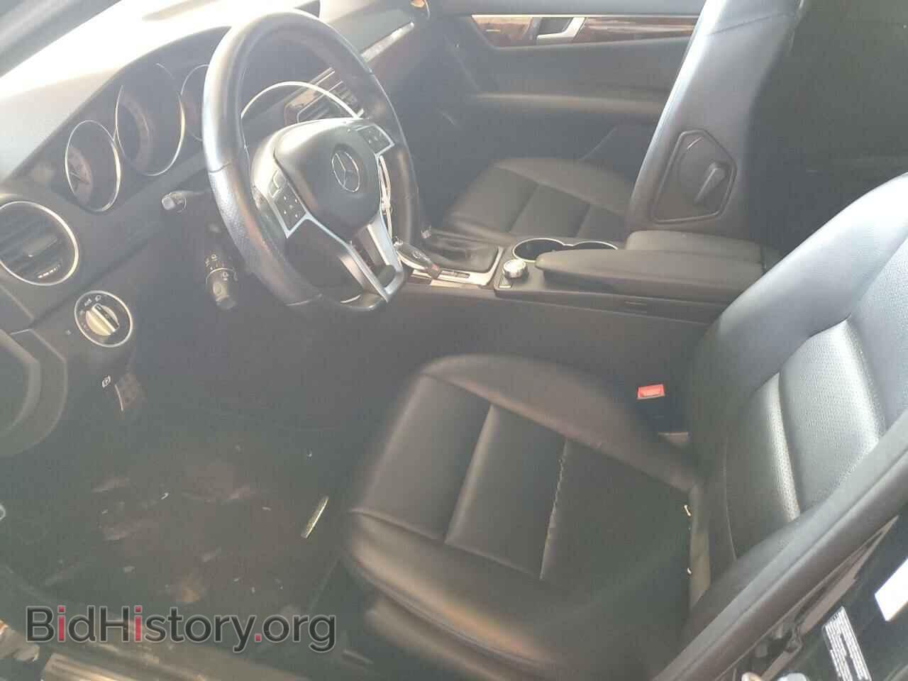 2012 MERCEDES-BENZ C-CLASS - VIN: WDDGF4HB7CA628197 - Фото 7