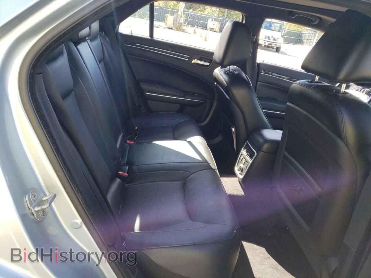 2013 CHRYSLER 300 - VIN: 2C3CCAKG3DH745724 - Фото 10