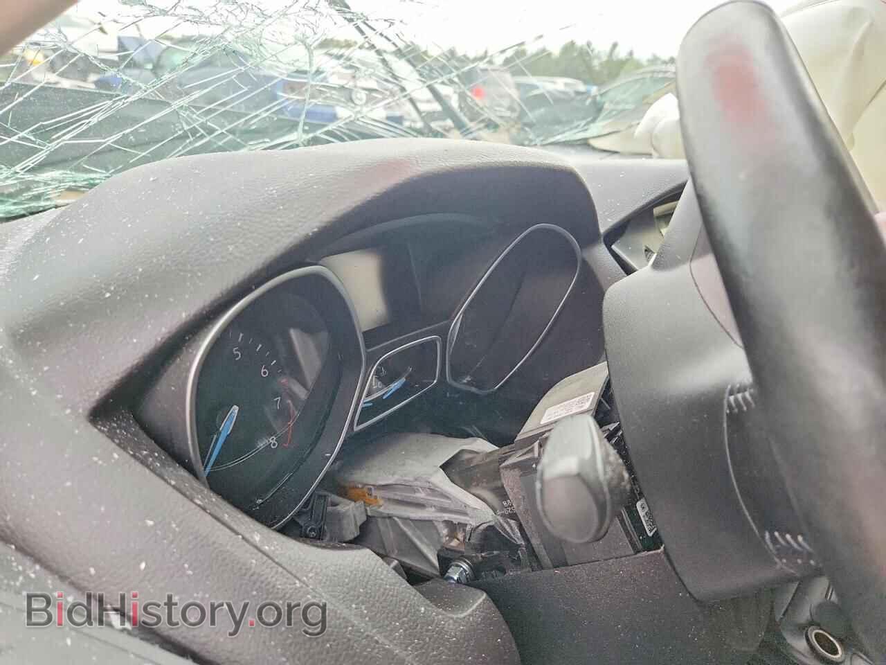 2017 FORD FOCUS - VIN: 1FADP3K22HL302564 - Photo 9