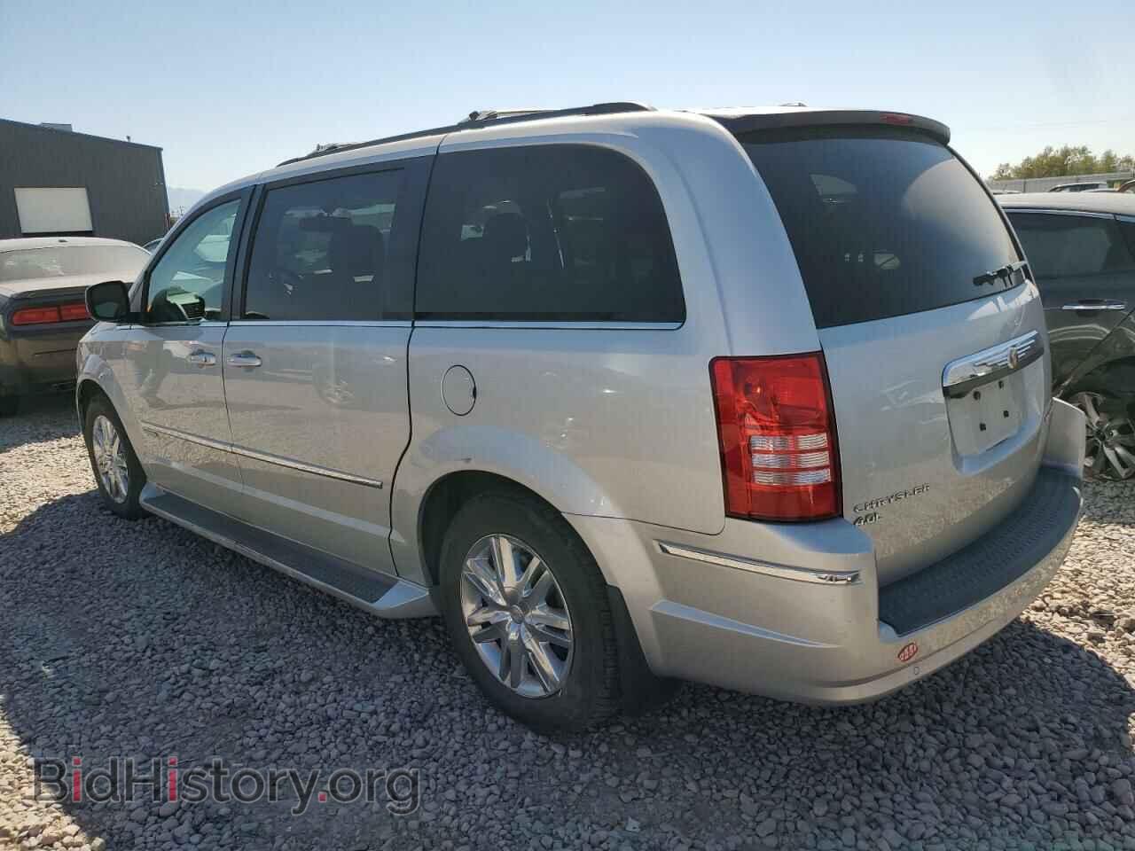 2010 CHRYSLER MINIVAN - VIN: 2A4RR5DX4AR290973 - Фото 2