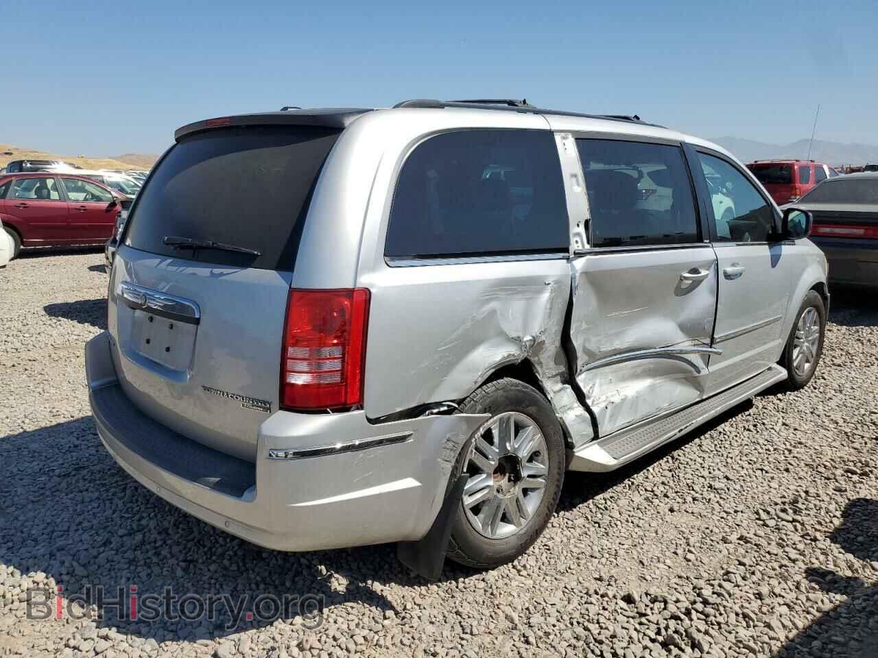 2010 CHRYSLER MINIVAN - VIN: 2A4RR5DX4AR290973 - Фото 3