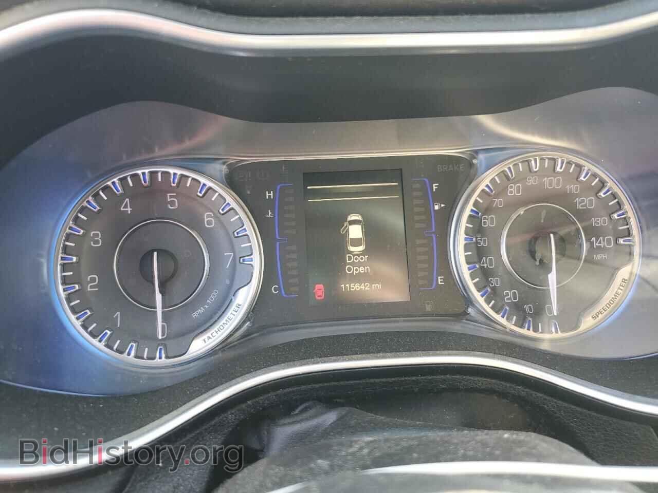 2016 CHRYSLER 200 - VIN: 1C3CCCAB7GN116531 - Фото 9