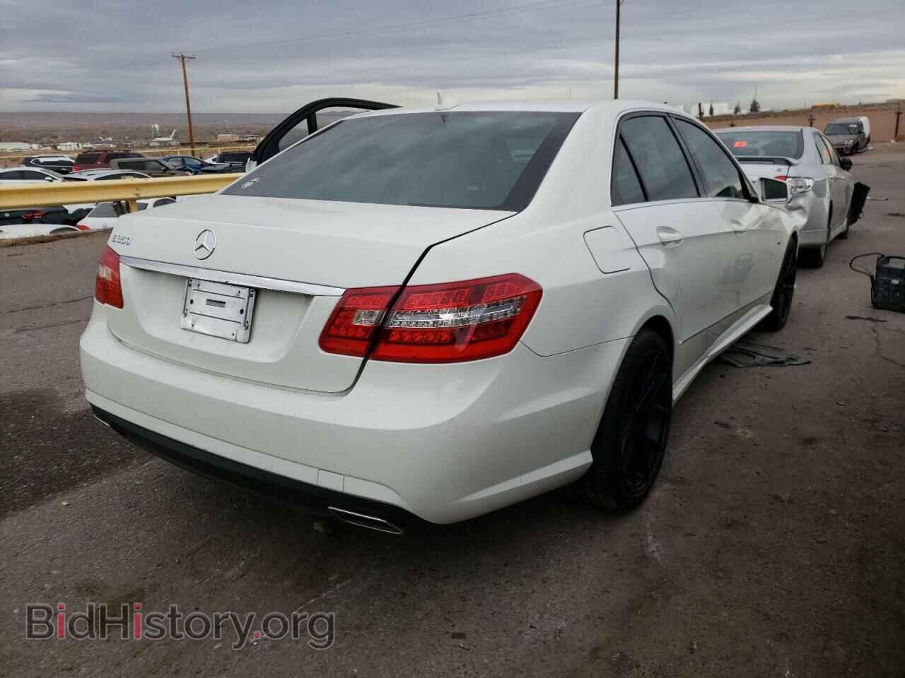 2012 MERCEDES-BENZ E-CLASS - VIN: WDDHF5KB8CA570054 - Фото 4