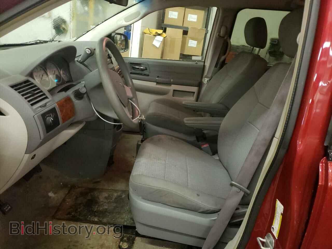 2008 CHRYSLER MINIVAN - VIN: 2A8HR44H08R617506 - Фото 7
