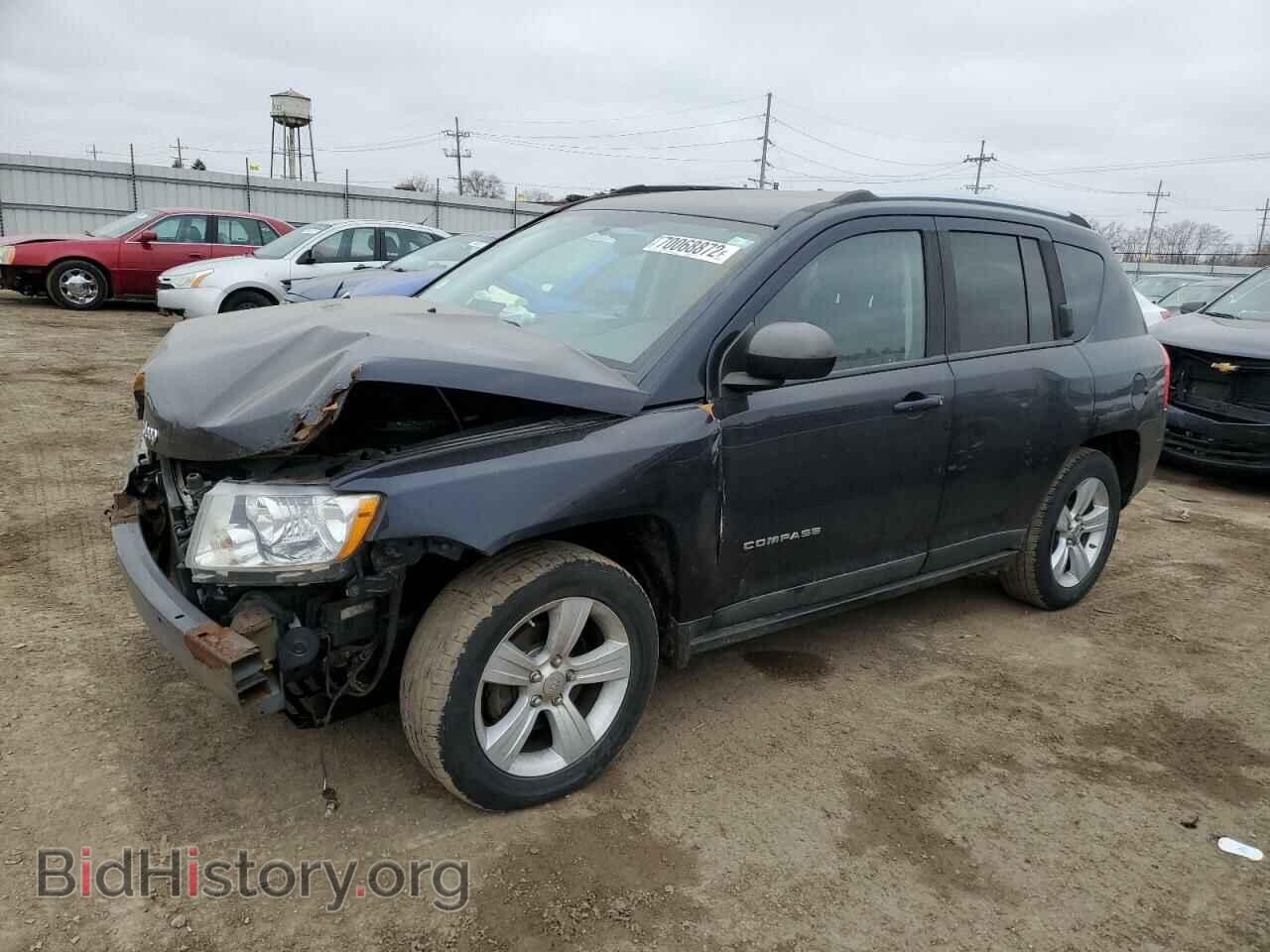 Photo 1J4NT1FA1BD138588 - JEEP COMPASS 2011