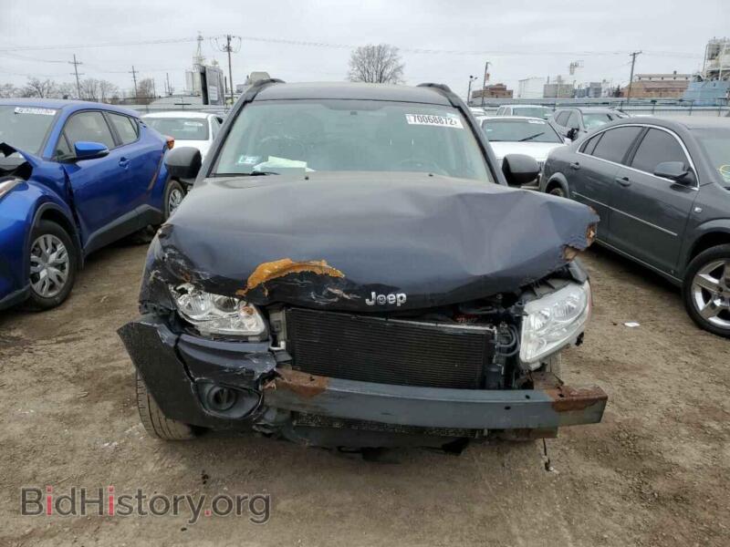 2011 Jeep COMPASS (VIN 1J4NT1FA1BD138588) — photo 5 of 13