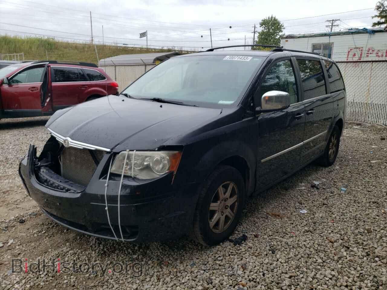 Photo 2A4RR8D17AR480585 - CHRYSLER MINIVAN 2010