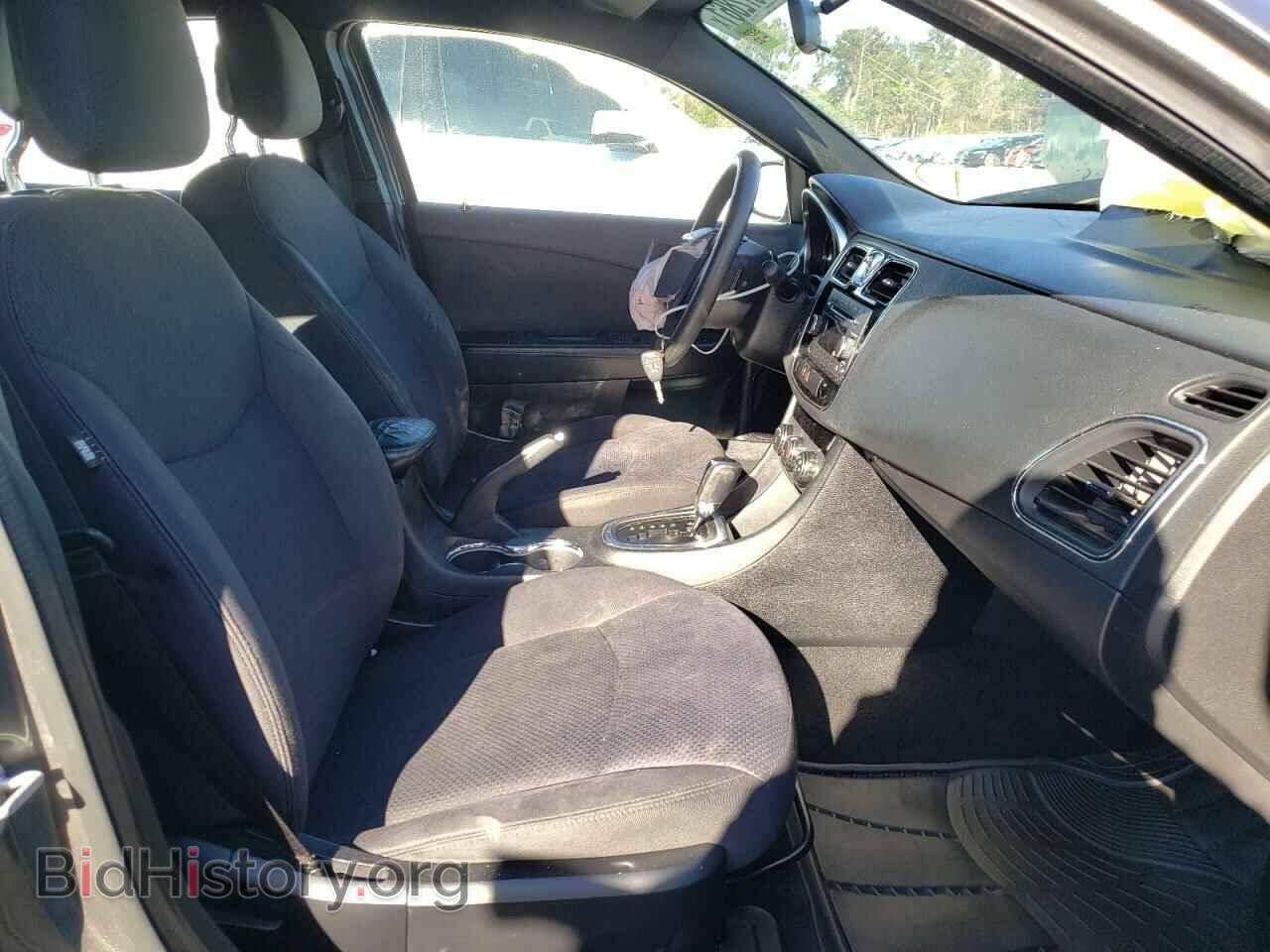 2012 CHRYSLER 200 - VIN: 1C3CCBAB0CN262130 - Фото 5