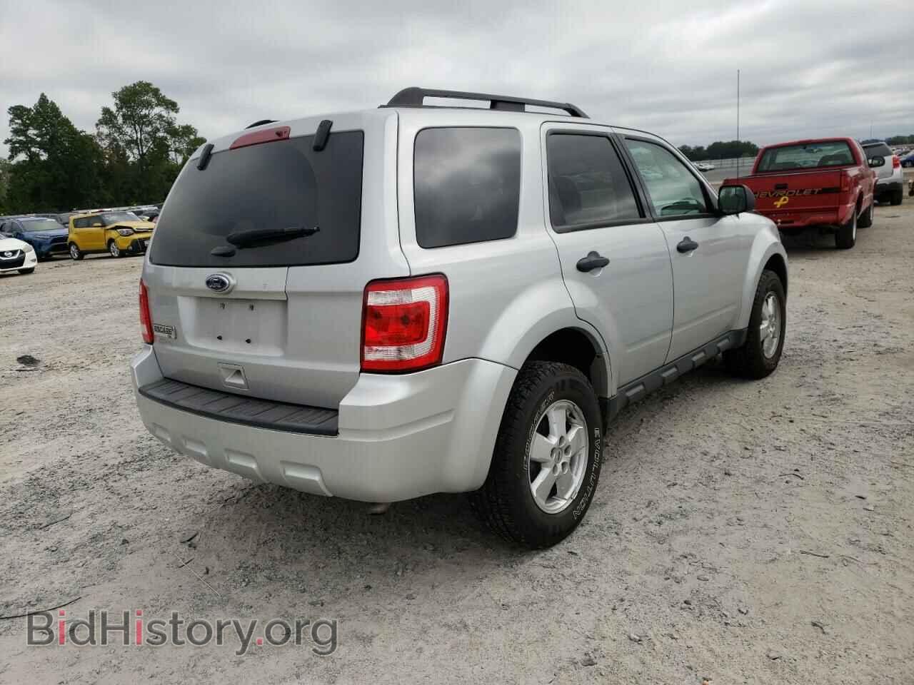 2011 FORD ESCAPE - VIN: 1FMCU9D75BKB01258 - Фото 3