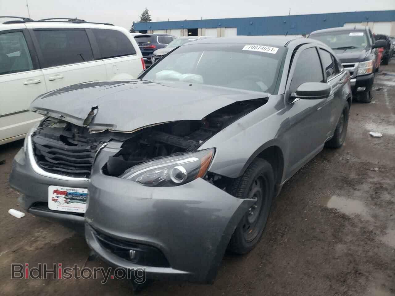 2012 CHRYSLER 200 - VIN: 1C3CCBBG9CN330032 - Фото 2