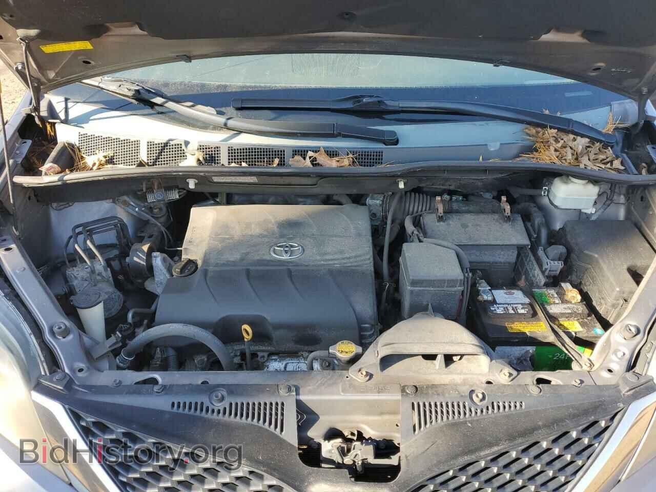 2011 TOYOTA All Models - VIN: 5TDXK3DC0BS173483 - Фото 12