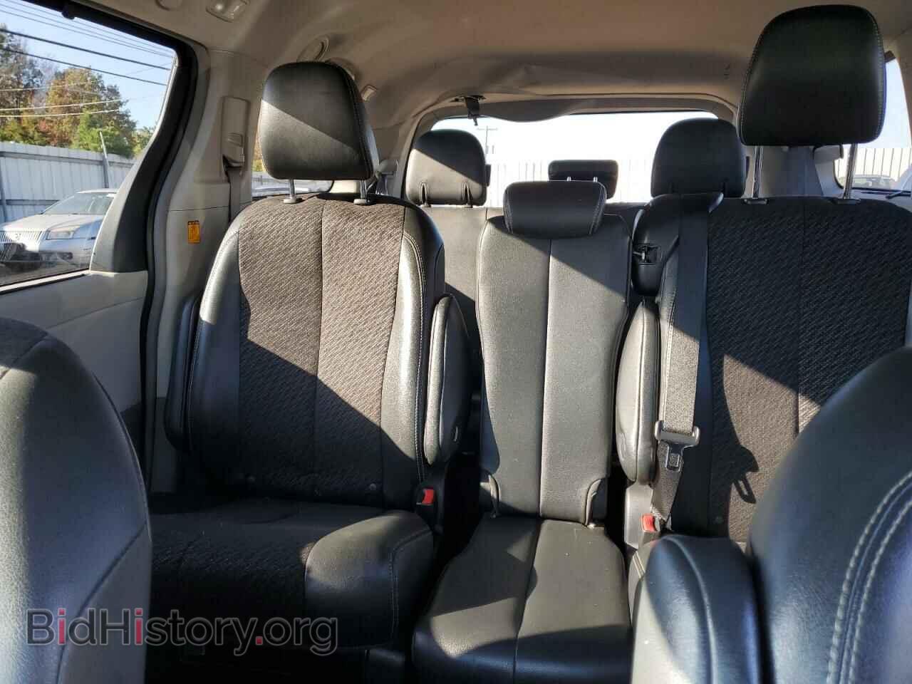 2011 TOYOTA All Models - VIN: 5TDXK3DC0BS173483 - Фото 10