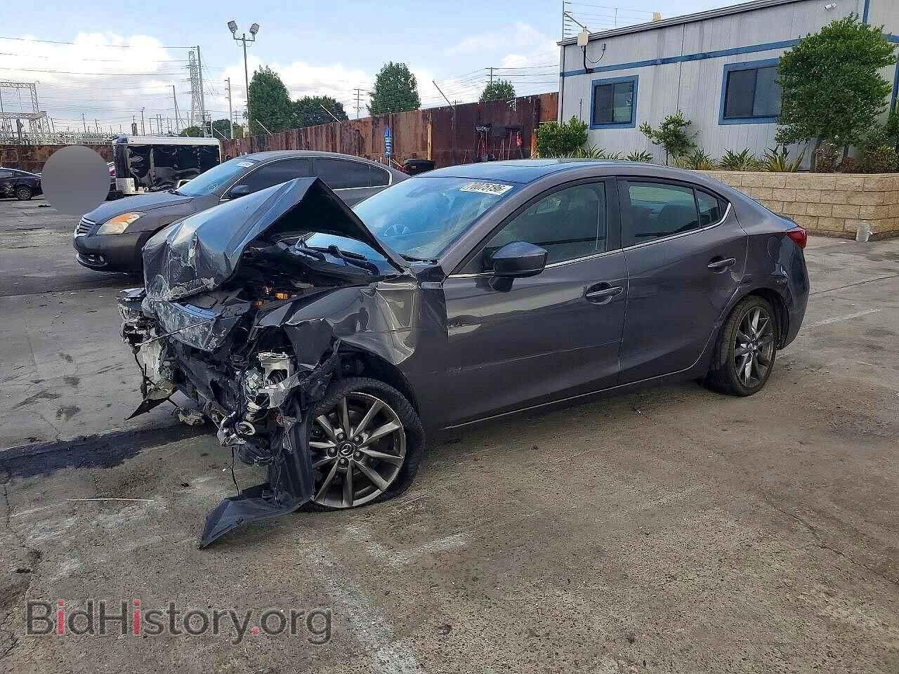Фотография 3MZBN1W33JM230077 - MAZDA 3 2018