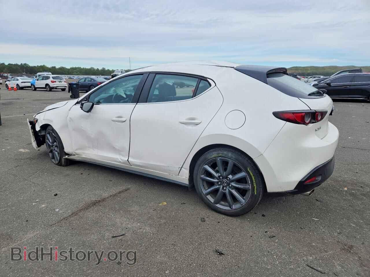 2021 MAZDA 3 - VIN: JM1BPAKLXM1402447 - Photo 2