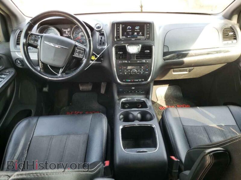 2015 Chrysler MINIVAN (VIN 2C4RC1HG1FR719956) — photo 8 of 13