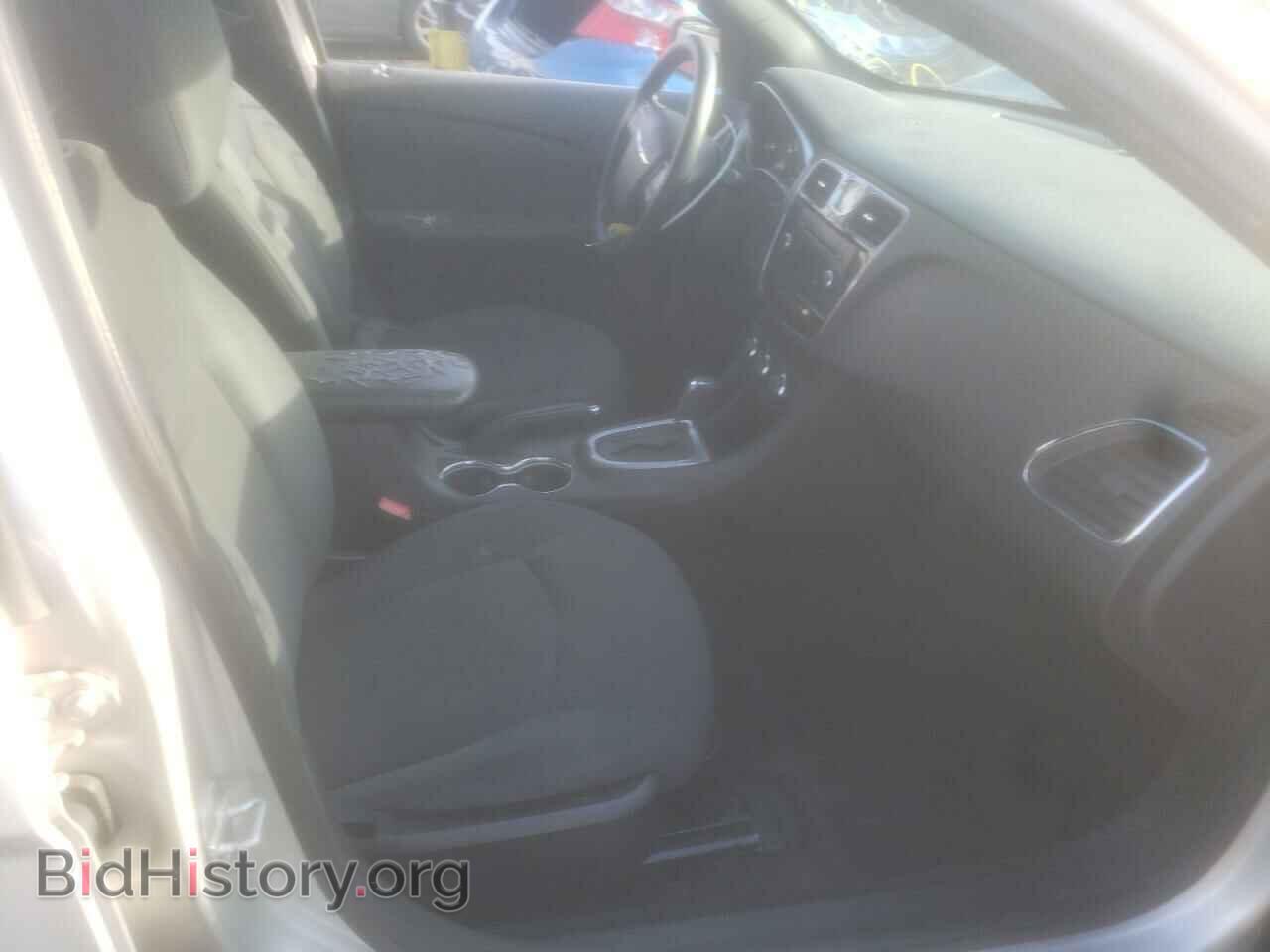 2012 CHRYSLER 200 - VIN: 1C3CCBABXCN271417 - Фото 5