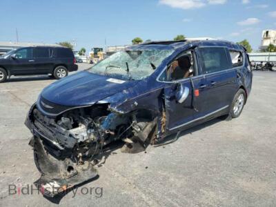 2017 Chrysler PACIFICA Limited, синий — VIN 2C4RC1GGXHR614627, Copart