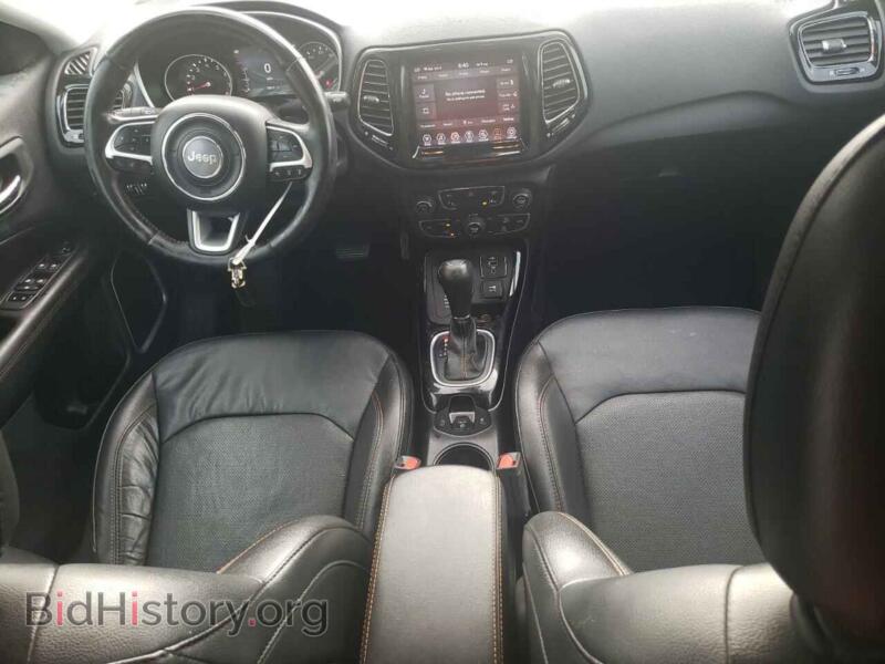 2021 Jeep COMPASS (VIN 3C4NJDCB1MT519929) — фото 8 из 13