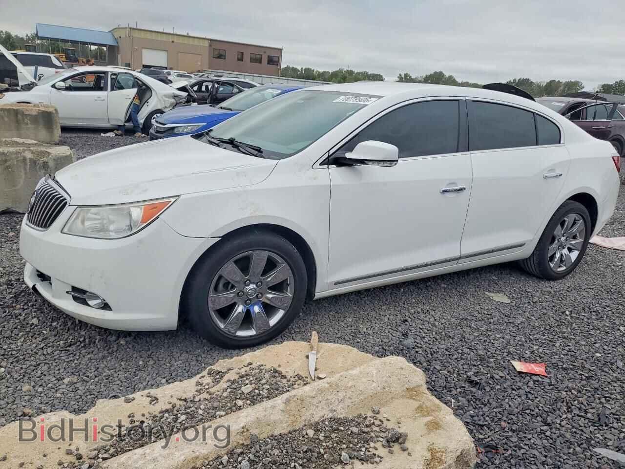 Photo 1G4GC5E33DF123425 - BUICK LACROSSE 2013
