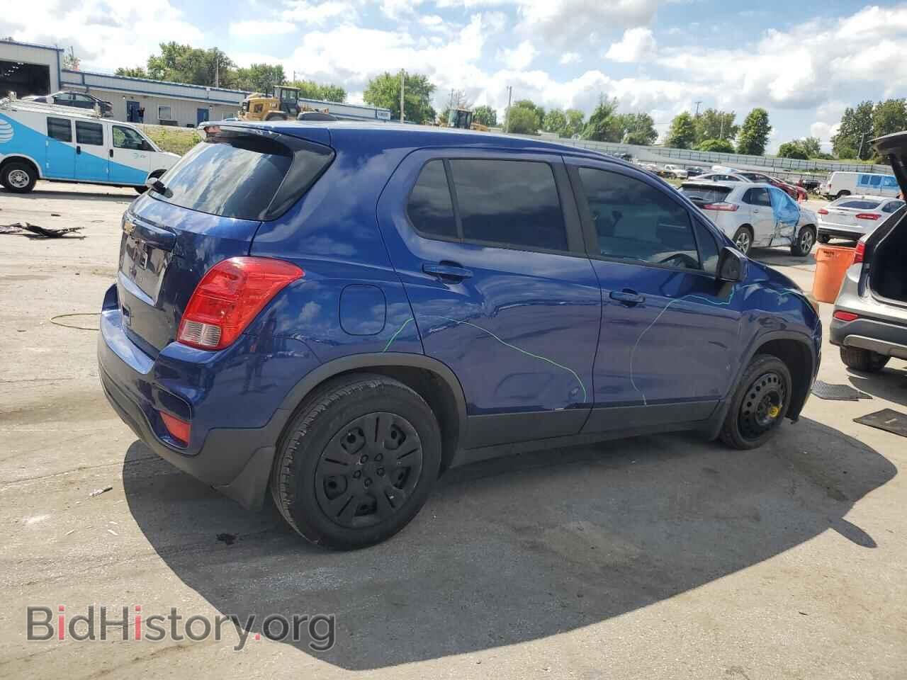 2017 CHEVROLET TRAX - VIN: 3GNCJKSB3HL183114 - Фото 3