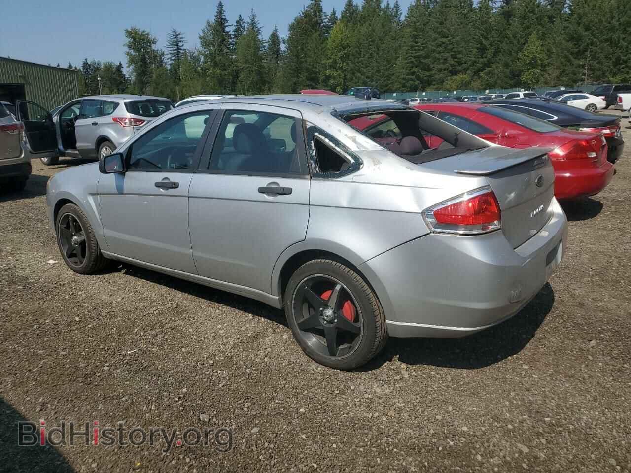 2011 FORD FOCUS - VIN: 1FAHP3FN1BW107311 - Фото 2