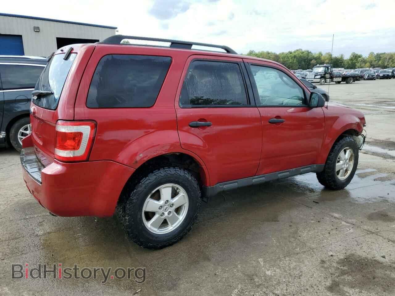 2011 FORD ESCAPE - VIN: 1FMCU0D77BKA42709 - Фото 3