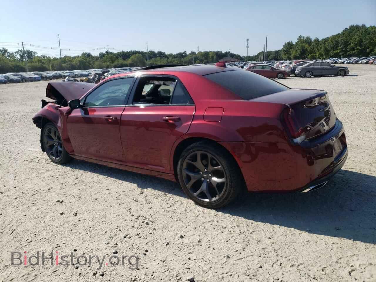 2021 CHRYSLER 300 - VIN: 2C3CCABG0MH585351 - Фото 2