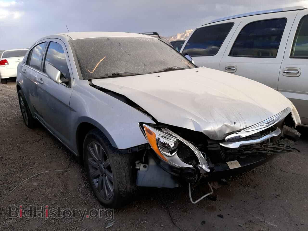 Photo 1C3BC1FG2BN525761 - CHRYSLER 200 2011