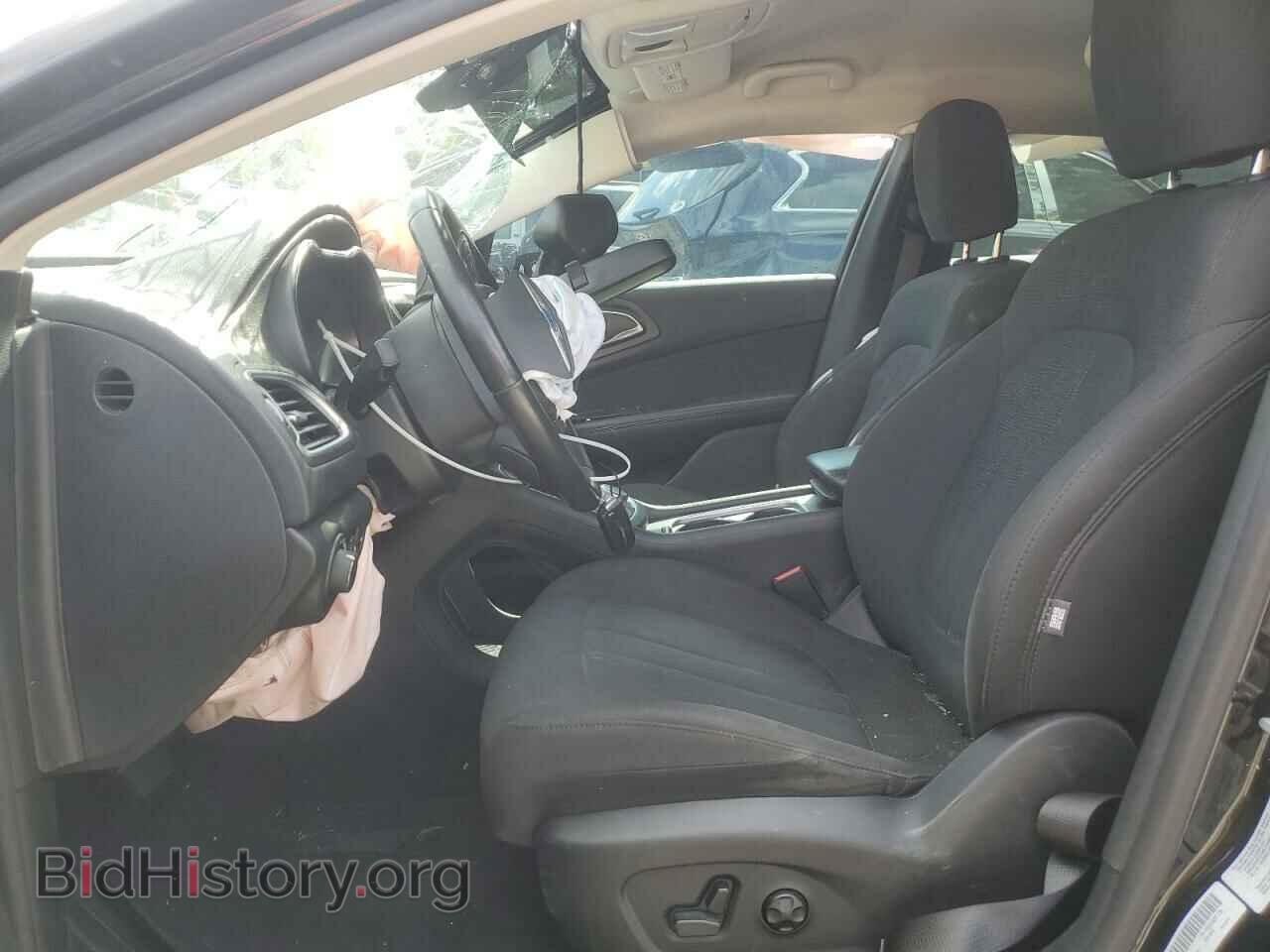 2016 CHRYSLER 200 - VIN: 1C3CCCAB7GN101205 - Фото 7