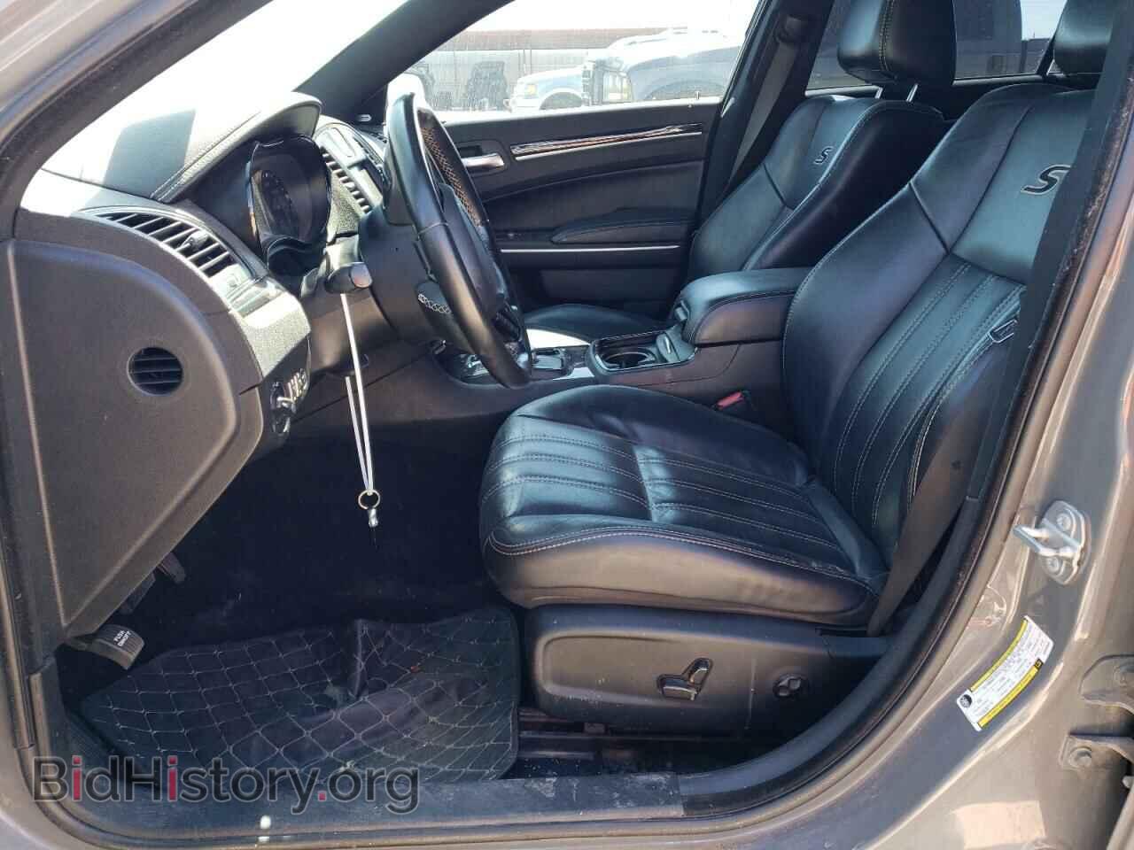 2019 CHRYSLER 300 - VIN: 2C3CCABG7KH559505 - Фото 7