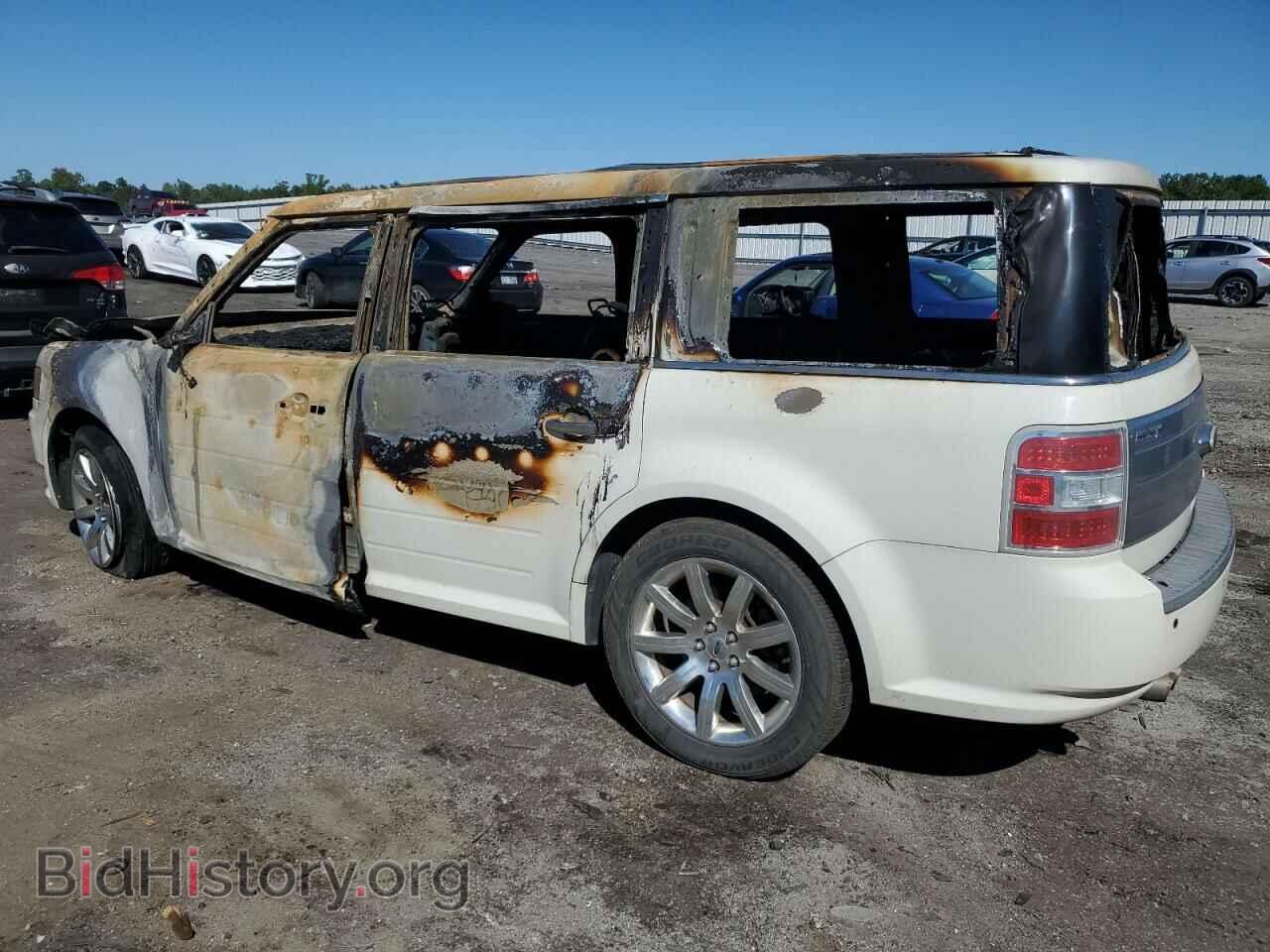 2011 FORD FLEX - VIN: 2FMGK5DC4BBD19246 - Photo 2