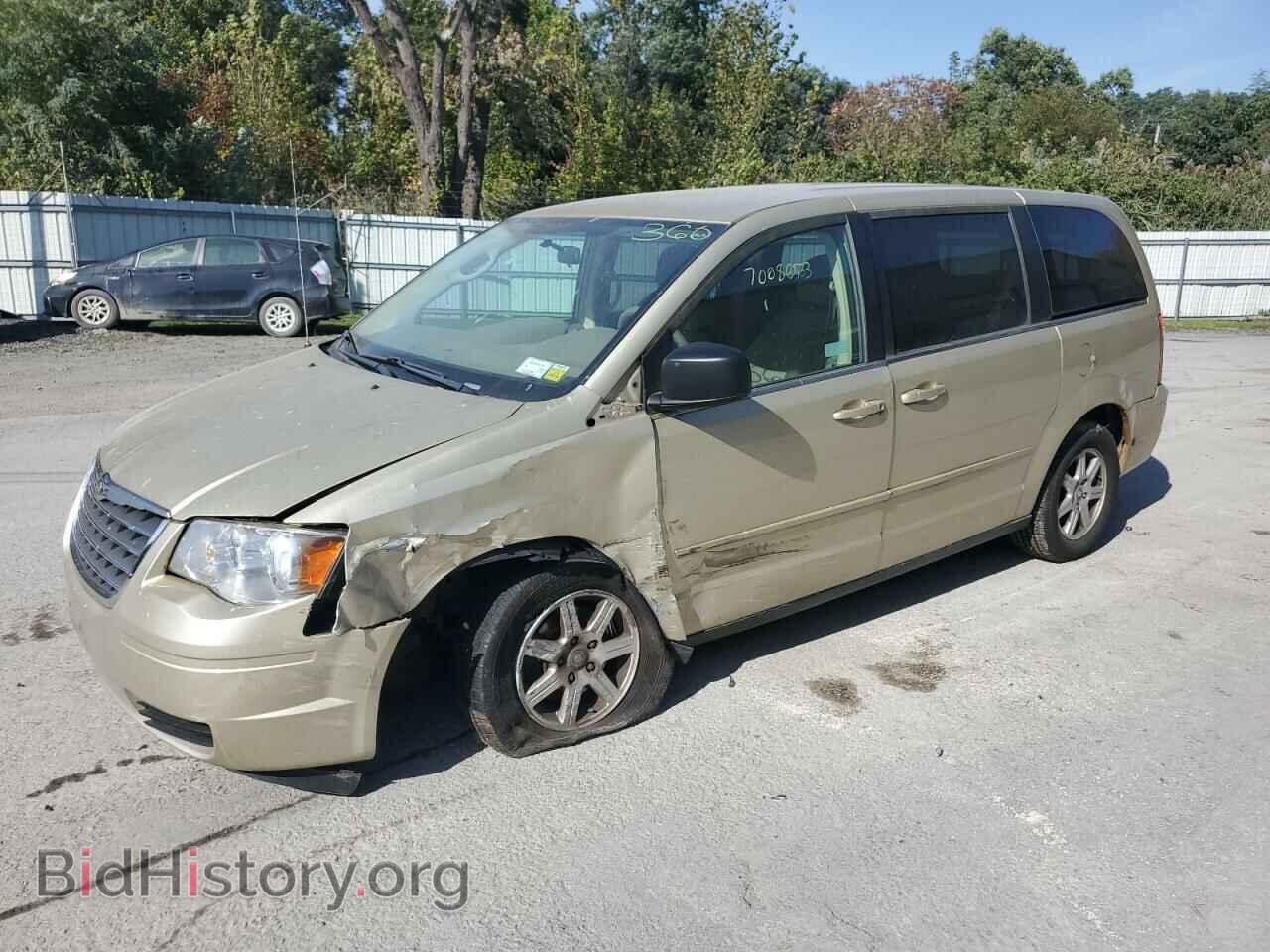 Photo 2A4RR2D11AR448700 - CHRYSLER MINIVAN 2010