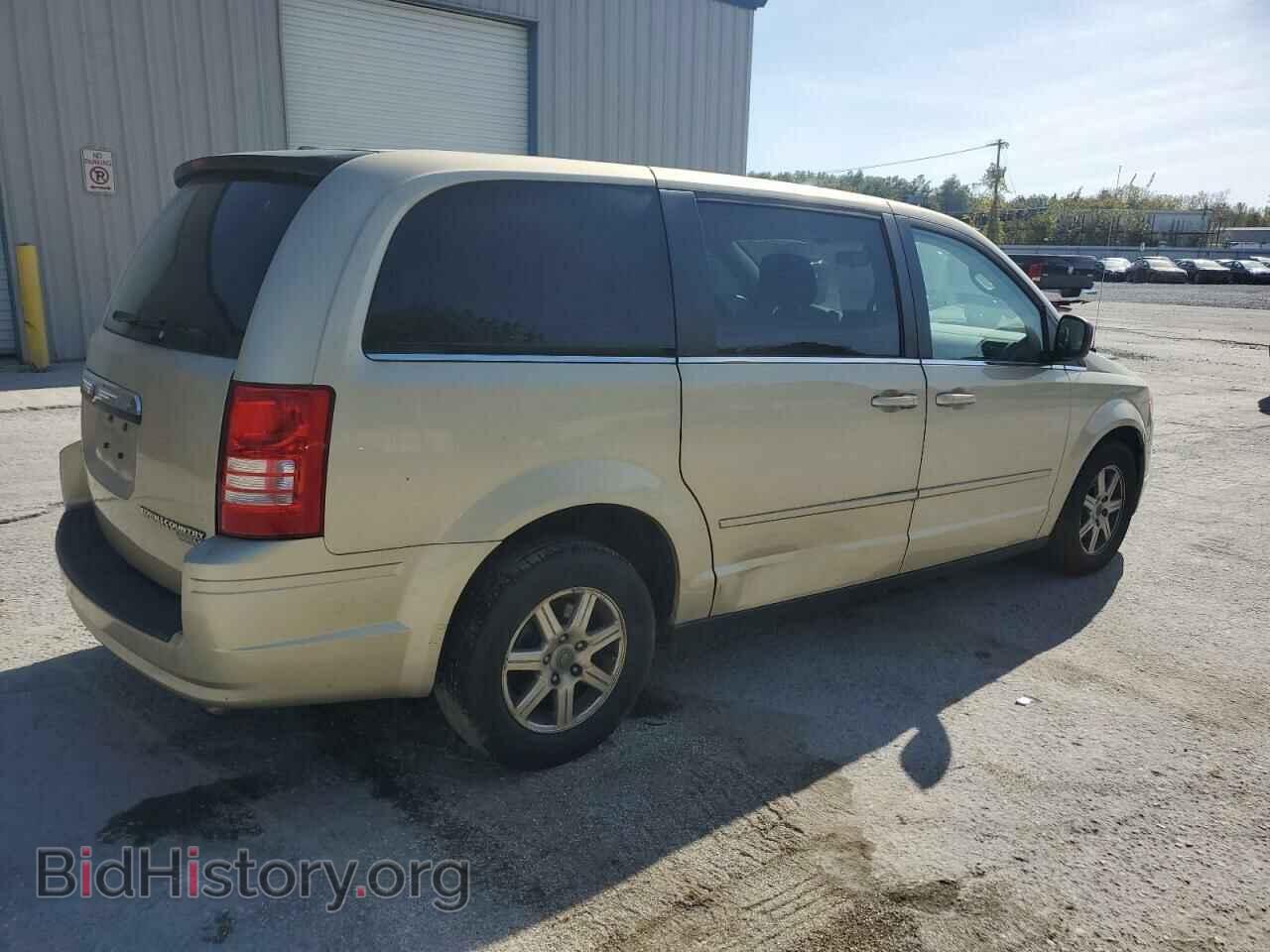 2010 CHRYSLER MINIVAN - VIN: 2A4RR2D11AR448700 - Фото 3