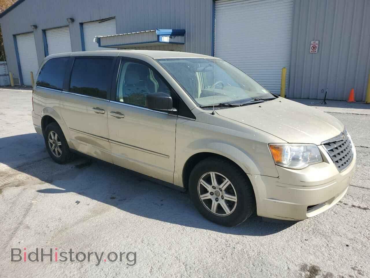2010 CHRYSLER MINIVAN - VIN: 2A4RR2D11AR448700 - Фото 4
