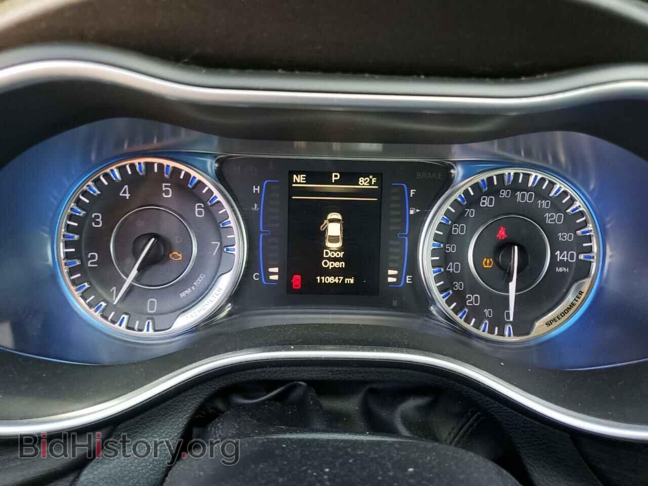 2016 CHRYSLER 200 - VIN: 1C3CCCAB3GN132709 - Фото 9