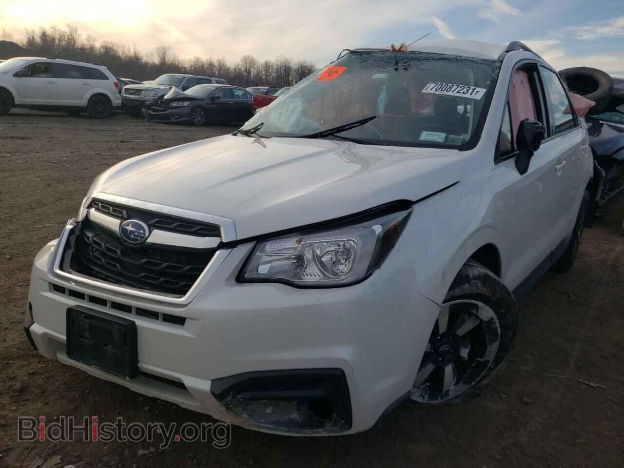 2017 SUBARU FORESTER - VIN: JF2SJABC4HH580063 - Фото 2