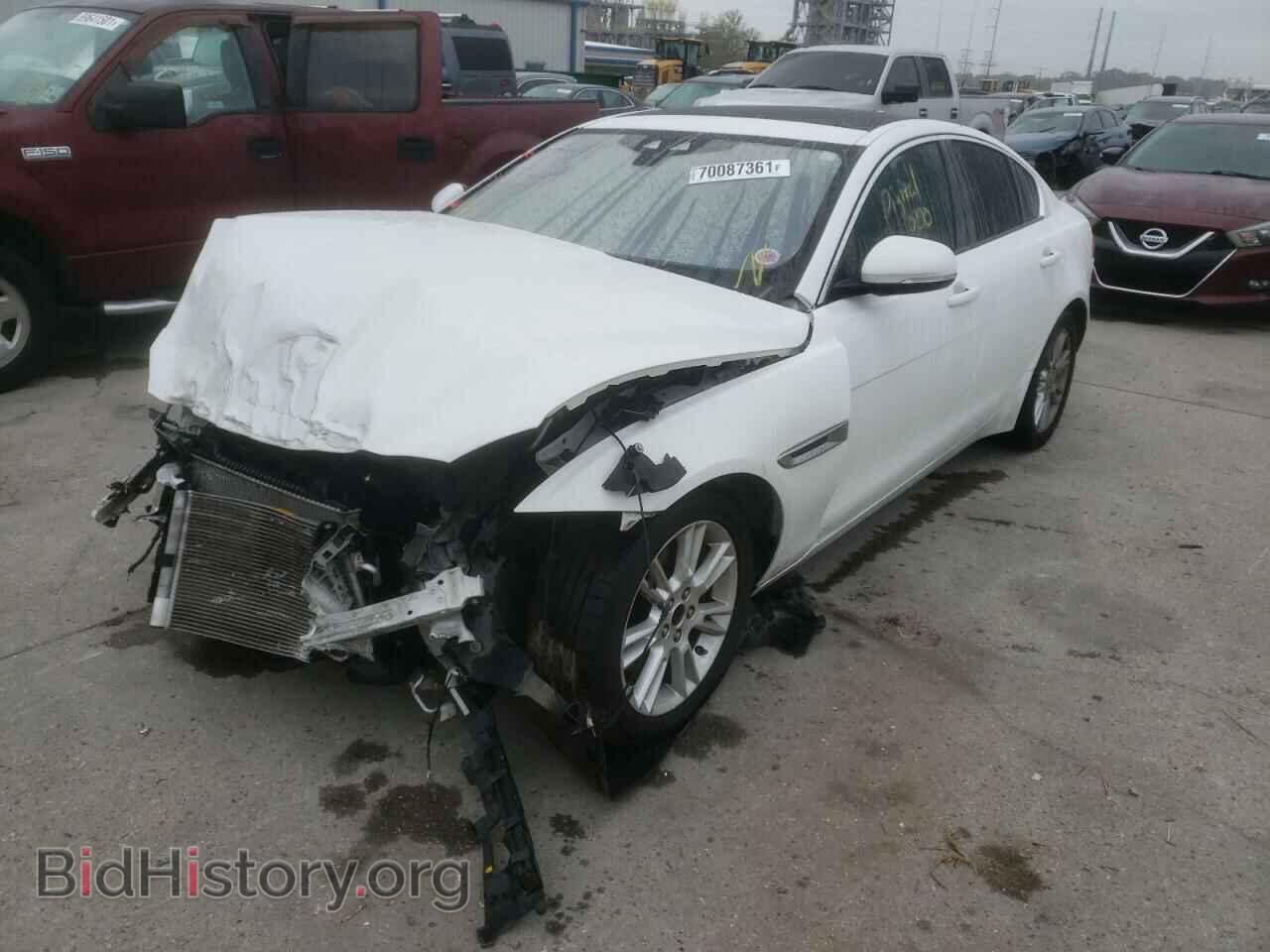 2017 JAGUAR XE - VIN: SAJAD4BG1HA966729 - Фото 2