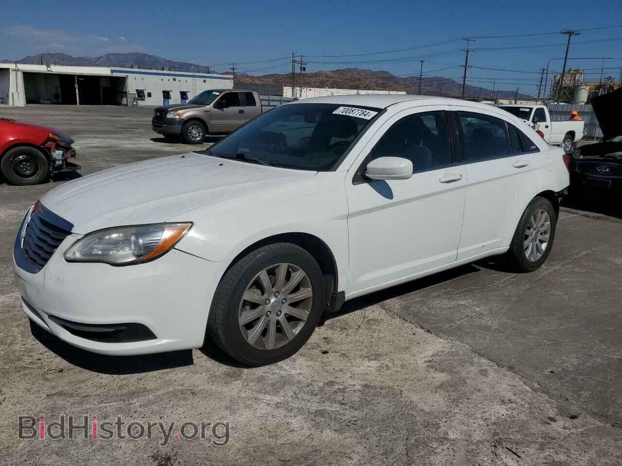 Фотография 1C3CCBBB9DN672179 - CHRYSLER 200 2013