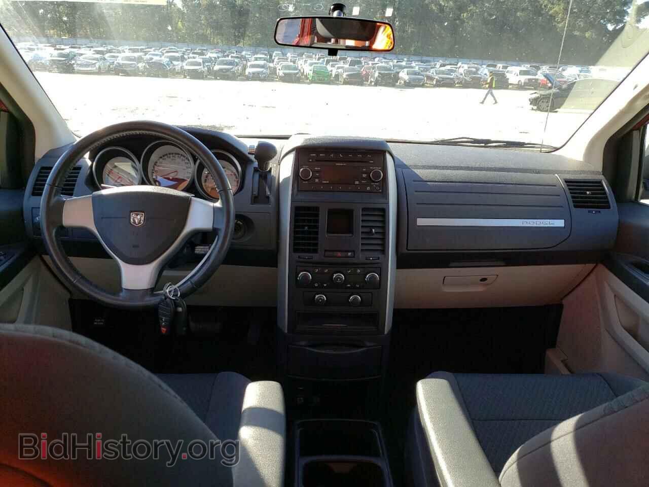 2010 DODGE CARAVAN - VIN: 2D4RN3D14AR349329 - Фото 8