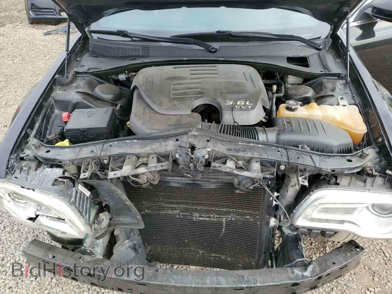 2014 CHRYSLER 300 - VIN: 2C3CCAAG0EH263120 - Фото 11