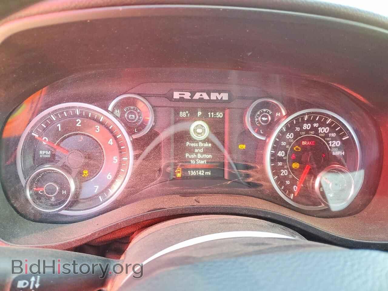 2019 RAM 1500 - VIN: 1C6SRFFT6KN731869 - Фото 9