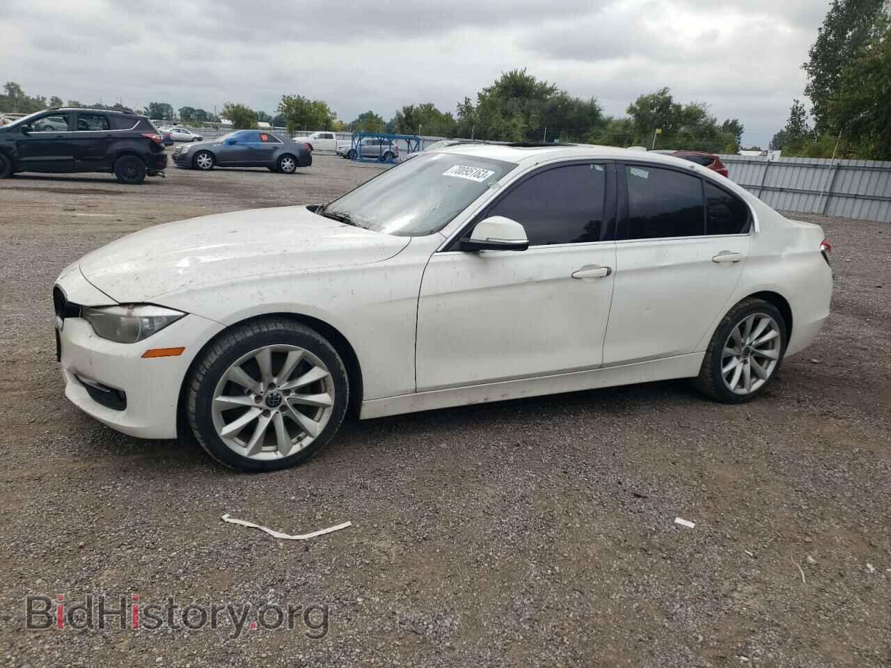 Photo WBA3C3C58EF986196 - BMW 3 SERIES 2014