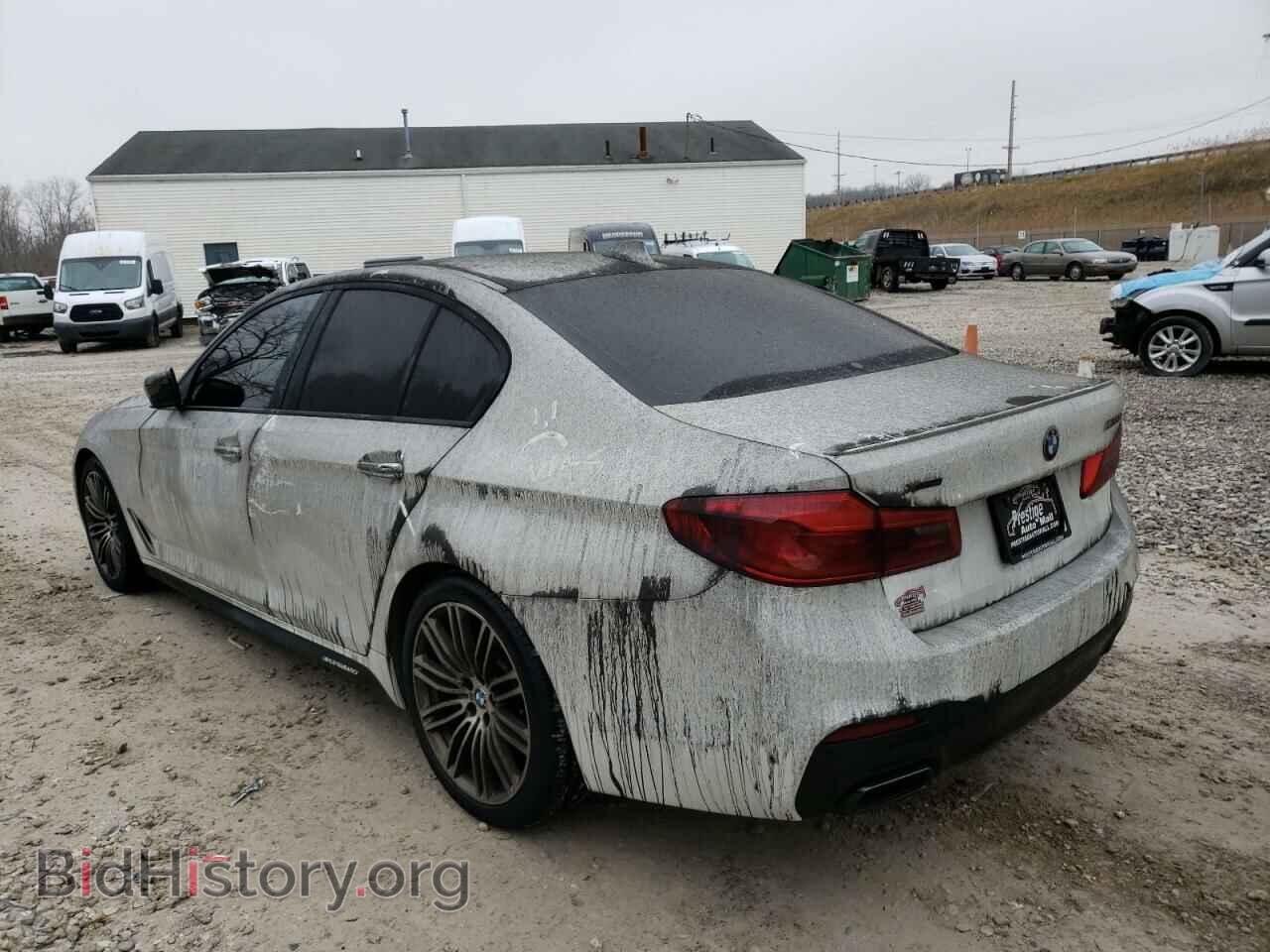2018 BMW M5 - VIN: WBAJB9C55JB050020 - Фото 2