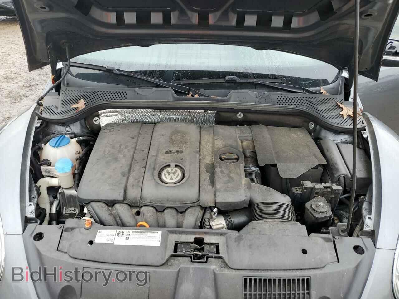2012 VOLKSWAGEN BEETLE - VIN: 3VWJX7AT2CM608327 - Фото 11