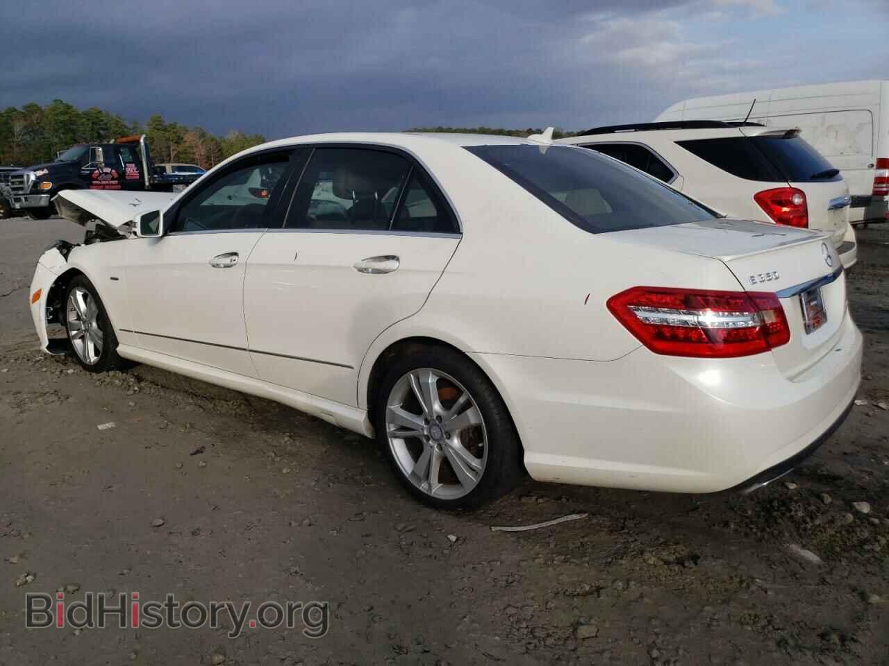 2012 MERCEDES-BENZ E-CLASS - VIN: WDDHF5KB4CA634557 - Фото 2