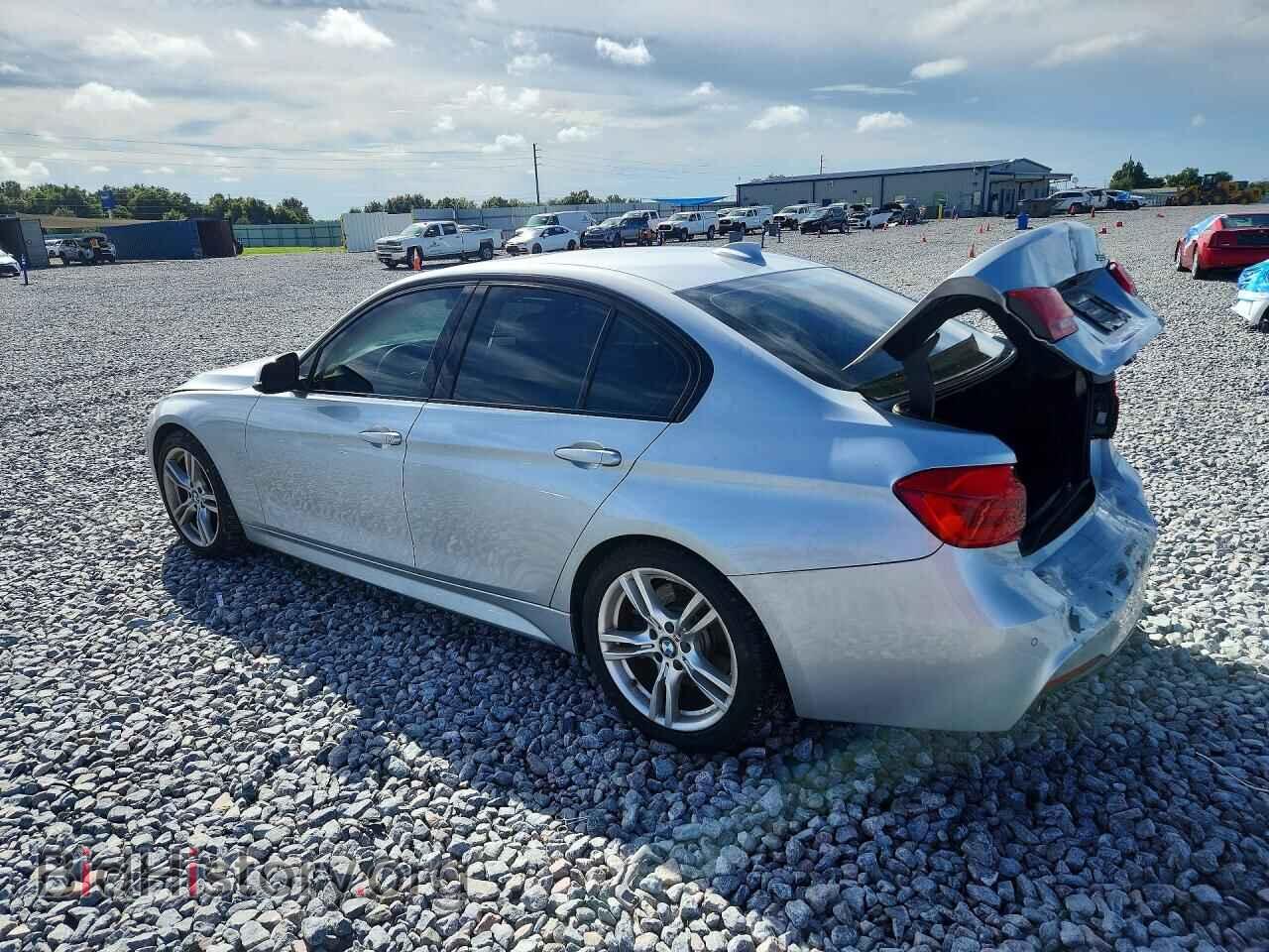 2016 BMW 3 SERIES - VIN: WBA8E9C53GK646550 - Фото 2