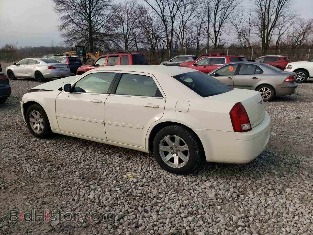 2006 CHRYSLER 300 - VIN: 2C3LA43R66H514357 - Фото 2